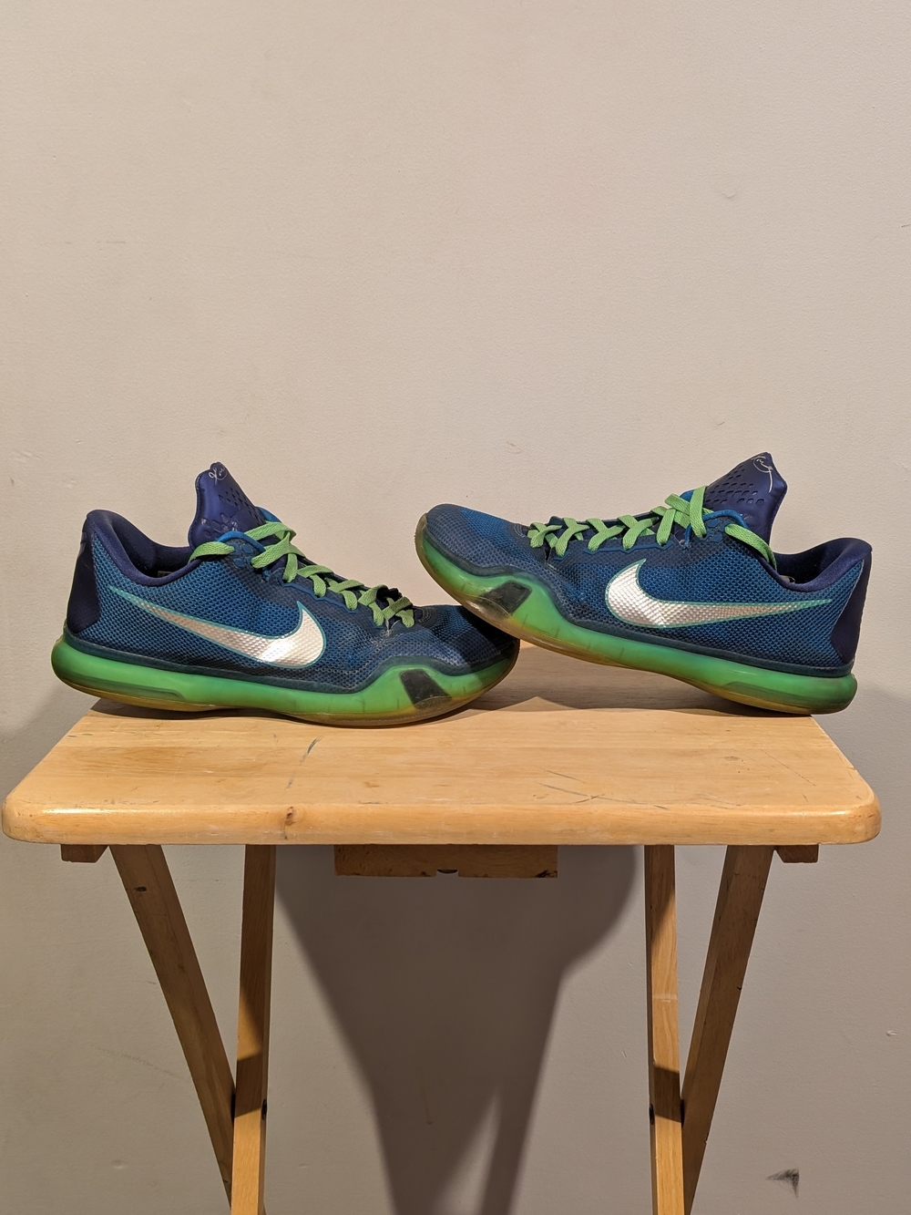 Nike Kobe 10 Emerald City (US Men's 11.5) **HEAVILY USED**
